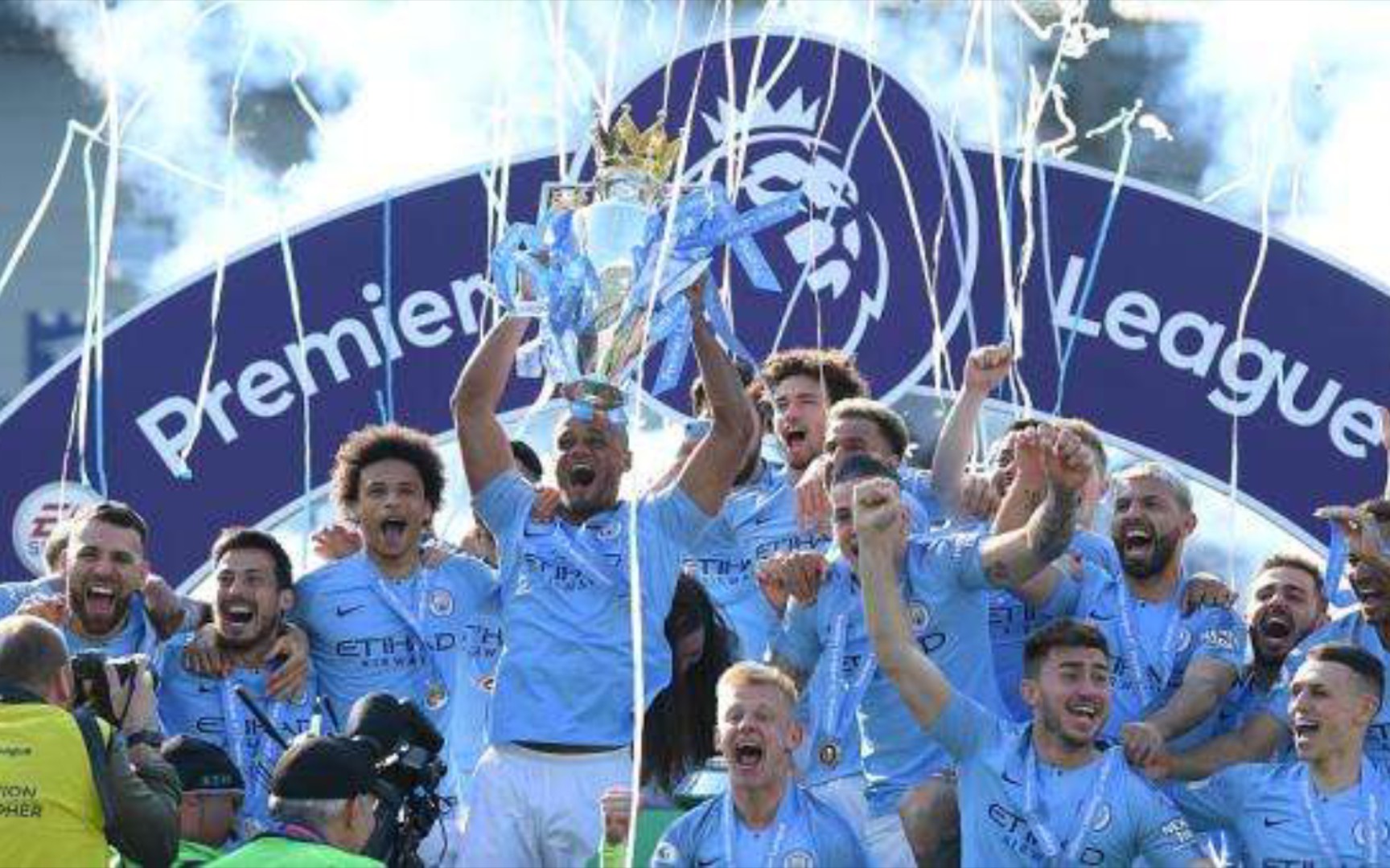 力十足的射 力十足的射